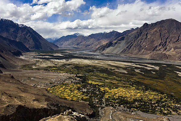 Leh & Ladakh, Beyond the Ordinary Leh & Ladakh, Beyond the Ordinary