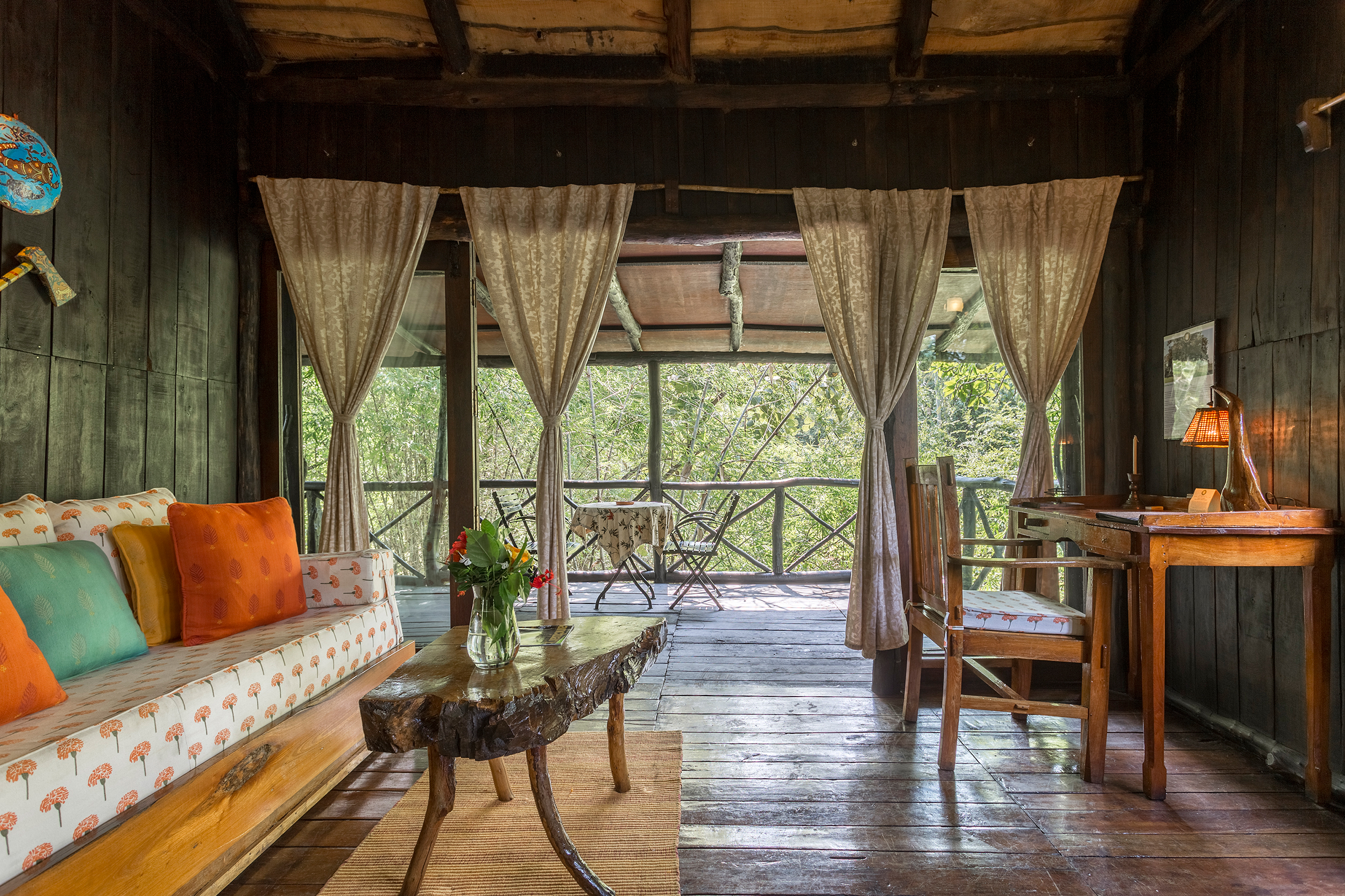 Tree house hideaway Tree house hideaway